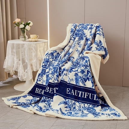 91家纺网 家纺一手货源 找家纺 2025新款A面欧棉绒B面北极绒复合毛毯盖毯毯子 浪漫花语 兰