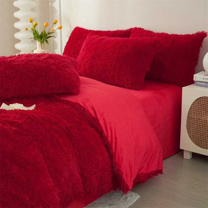 91家纺网 家纺一手货源 找家纺 品尚嘉家纺2025新款纯色水貂绒四件套长毛绒保暖套件大红