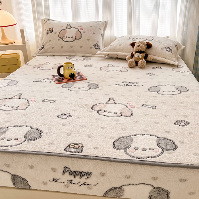 91家纺网 家纺一手货源 找家纺 倾慕家纺 2024新款加厚保暖6D立体雪花绒系列-单床笠 礼物小狗