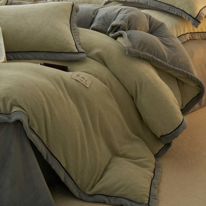 91家纺网 家纺一手货源 找家纺 2024新款牛奶绒华夫格可拆洗冬被被子被芯 华夫格可拆洗-牛油果绿