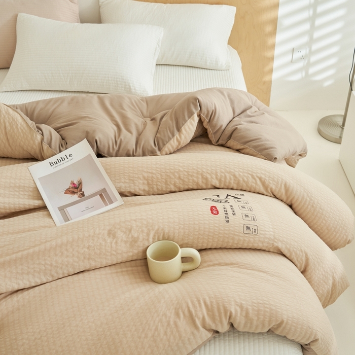 91家纺网 家纺一手货源 找家纺 子由 2024新款b类泡泡格7A抗菌大豆纤维冬被被子被芯 泡泡格-浅咖