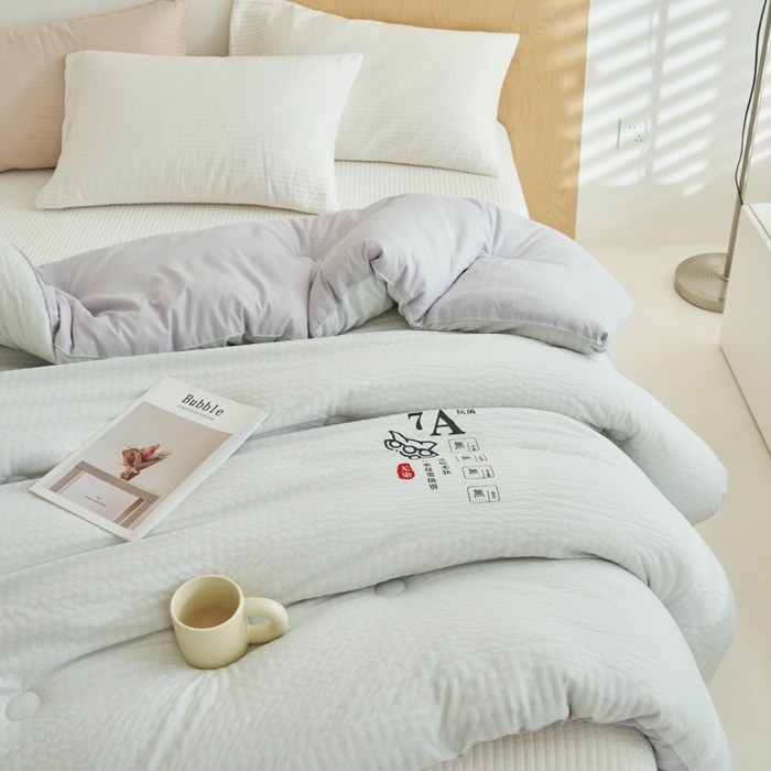 91家纺网 家纺一手货源 找家纺 子由 2024新款b类泡泡格7A抗菌大豆纤维冬被被子被芯 泡泡格-浅灰