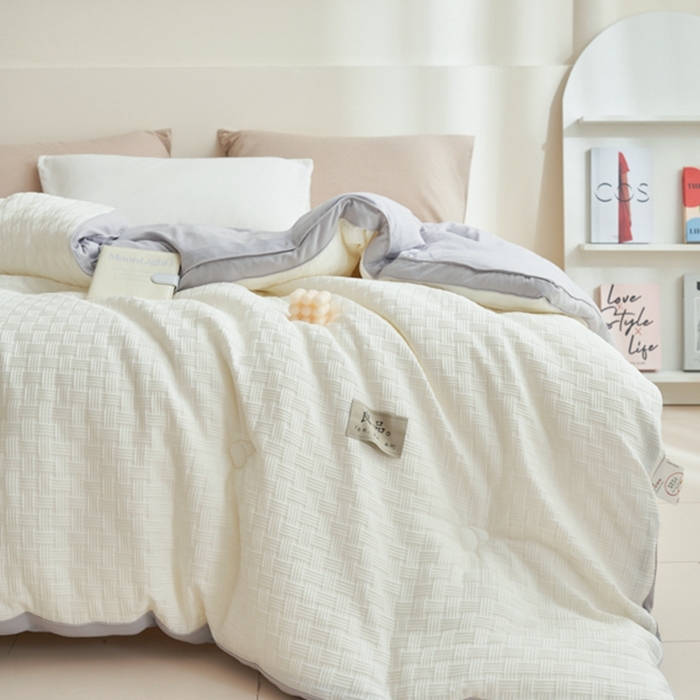91家纺网 家纺一手货源 找家纺 2024新款b类针织良品格大豆纤维冬被被子被芯 良品格-白+灰