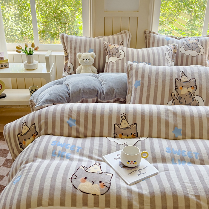 91家纺网 家纺一手货源 找家纺 狂想家 2025新款加厚牛奶绒卡通印花四件套 甜美KT