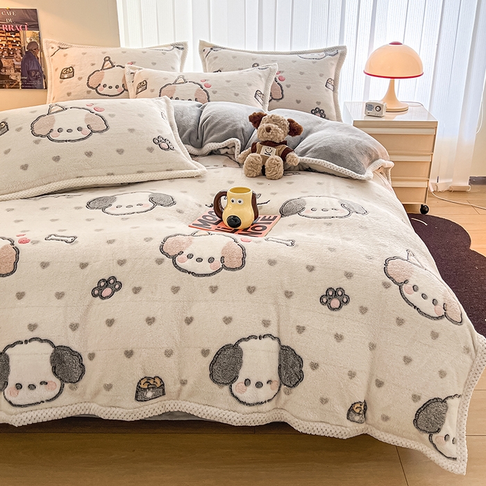 91家纺网 家纺一手货源 找家纺 倾慕家纺 2024新款加厚保暖6D立体雪花绒系列-四件套 礼物小狗