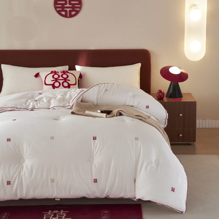 91家纺网 家纺一手货源 找家纺 （总）2024新款吾家有喜抗菌婚庆被 被子被芯