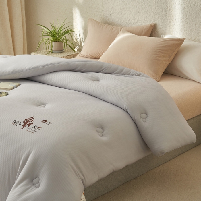 91家纺网 家纺一手货源 找家纺 2024新款b类针织简约条纹大豆冬被被子被芯 针织条纹-灰色