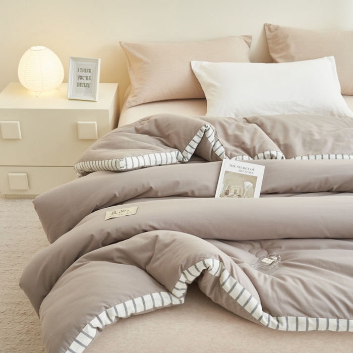 91家纺网 家纺一手货源 找家纺 2024新款b类简约条纹立体大豆纤维冬被被子被芯 条纹立体-浅灰