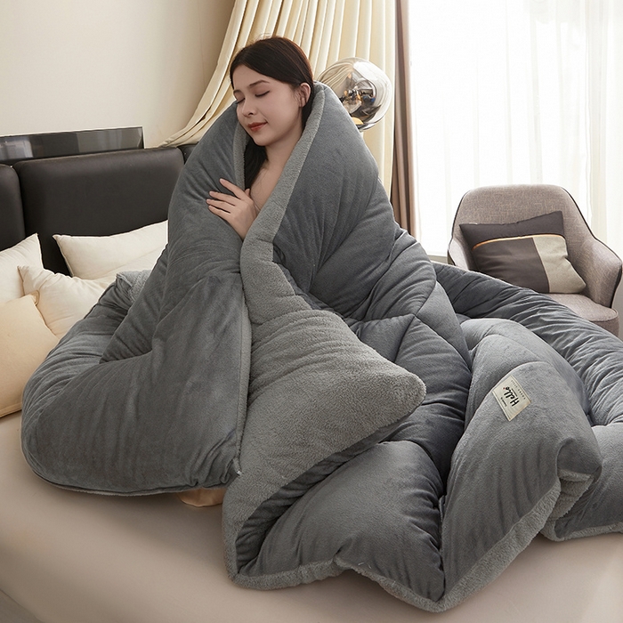 91家纺网 家纺一手货源 找家纺 梦恬佳 2024新款牛奶绒羊羔绒冬被被子被芯 纯灰色