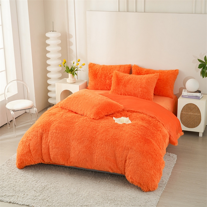 91家纺网 家纺一手货源 找家纺 品尚嘉家纺2025新款纯色水貂绒四件套长毛绒保暖套件桔色