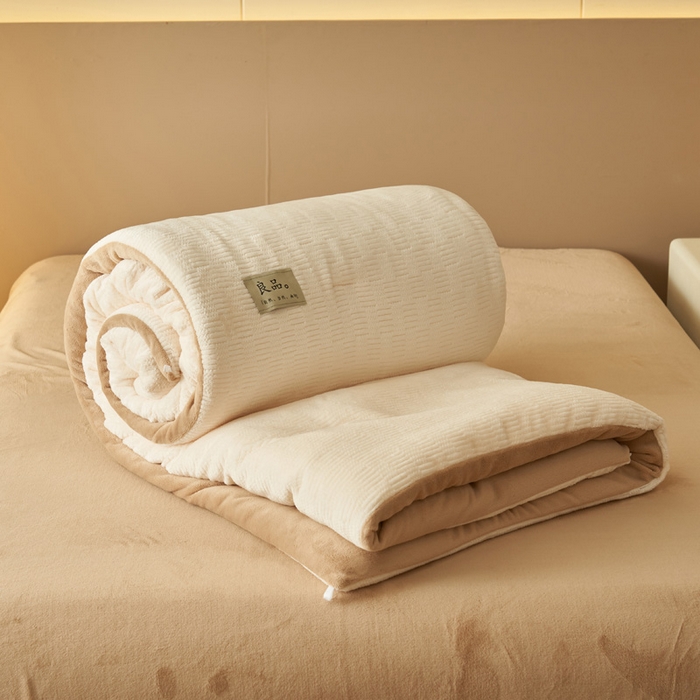 91家纺网 家纺一手货源 找家纺 （总）2024新款牛奶绒提花围棋格冬被四件套