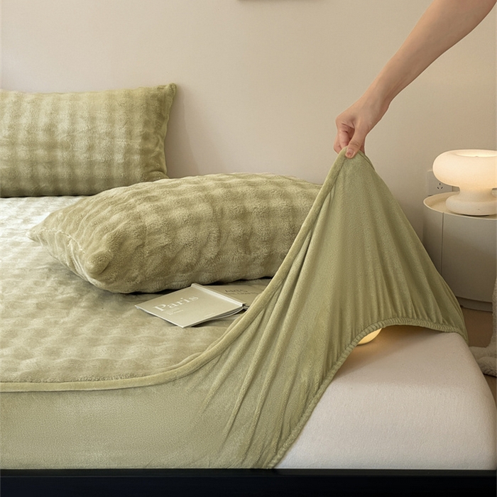 91家纺网 家纺一手货源 找家纺 欧邦 新款泡泡绒仿兔毛牛奶绒床笠可搭配同款毛毯（外贸供货） 泡泡芥黄