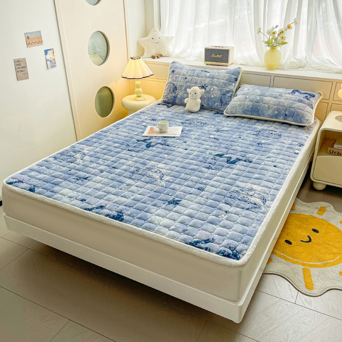 91家纺网 家纺一手货源 找家纺 眠势力 2025新款牛奶绒床垫保防滑床护垫床褥学生垫子可机洗 星辰大海