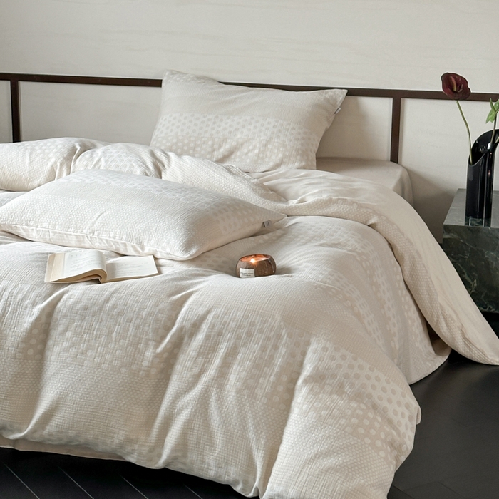 91家纺网 家纺一手货源 找家纺 玛奇朵 2024新品韩国A类色织简约双面波点提花双层皱皱纱-波尔卡舞曲 波尔卡舞曲-杏