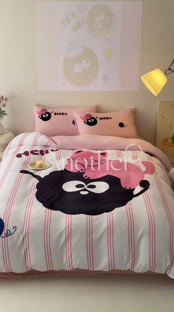 91家纺网 家纺一手货源 找家纺 星座家纺 2025新款大版卡通牛奶绒四件套 煤球小猫