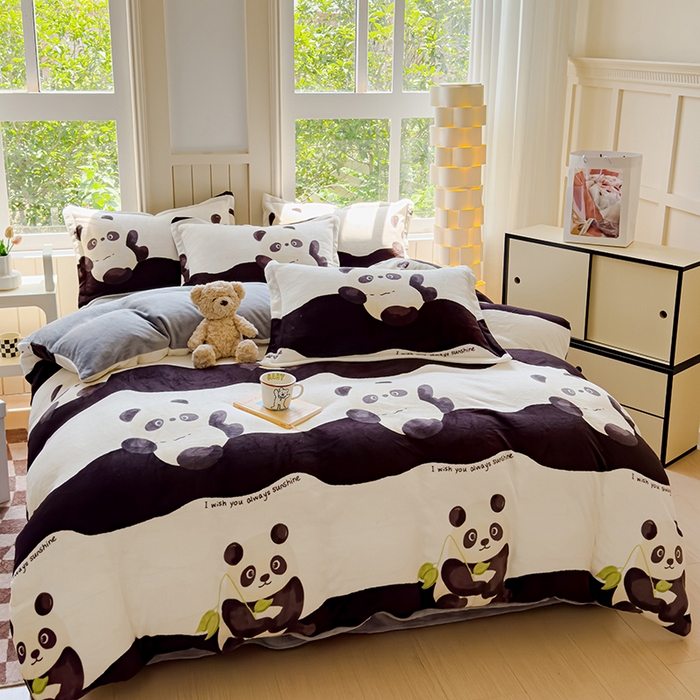 91家纺网 家纺一手货源 找家纺 狂想家 2025新款加厚牛奶绒卡通印花四件套 萌趣森林