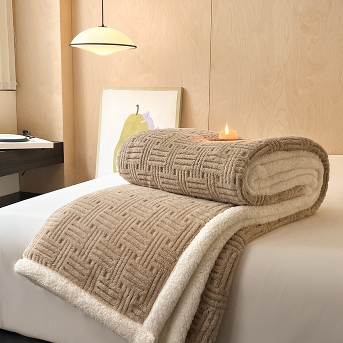 91家纺网 家纺一手货源 找家纺 欧邦 新款提花舒棉绒羊羔绒毛毯（外贸供货） 深卡其