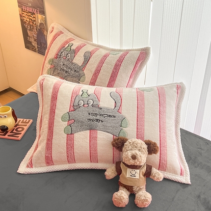 91家纺网 家纺一手货源 找家纺 （总）倾慕家纺 2024新款加厚保暖6D立体雪花绒系列-单枕套