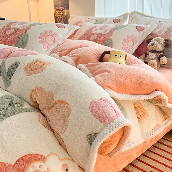 91家纺网 家纺一手货源 找家纺 倾慕家纺 2024新款加厚保暖6D立体雪花绒系列-单枕套 花园