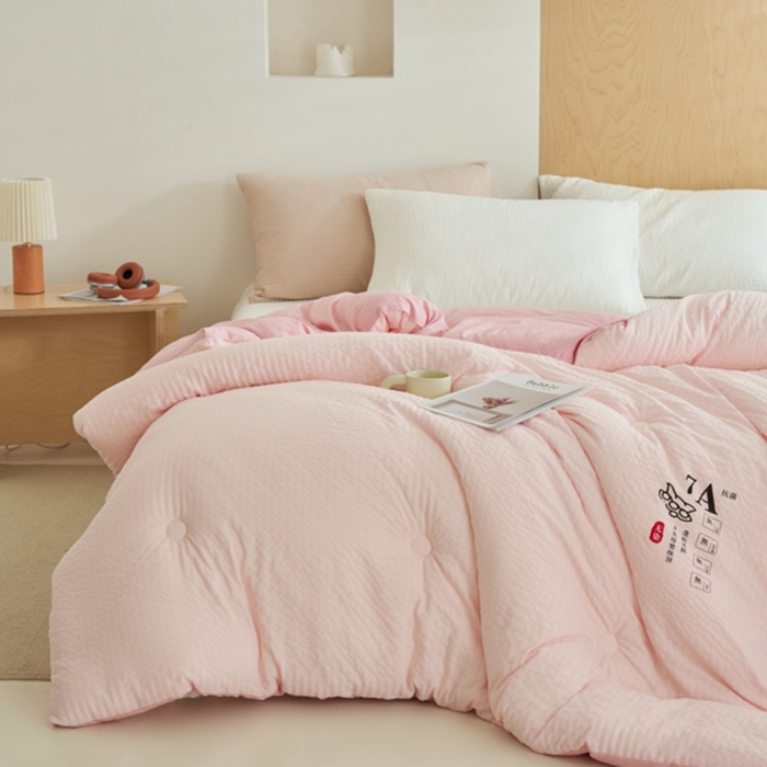 91家纺网 家纺一手货源 找家纺 子由 2024新款b类泡泡格7A抗菌大豆纤维冬被被子被芯 泡泡格-雅粉