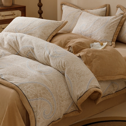 2024新款牛奶绒染色雕花可拆洗冬被被子被芯 凤尾花