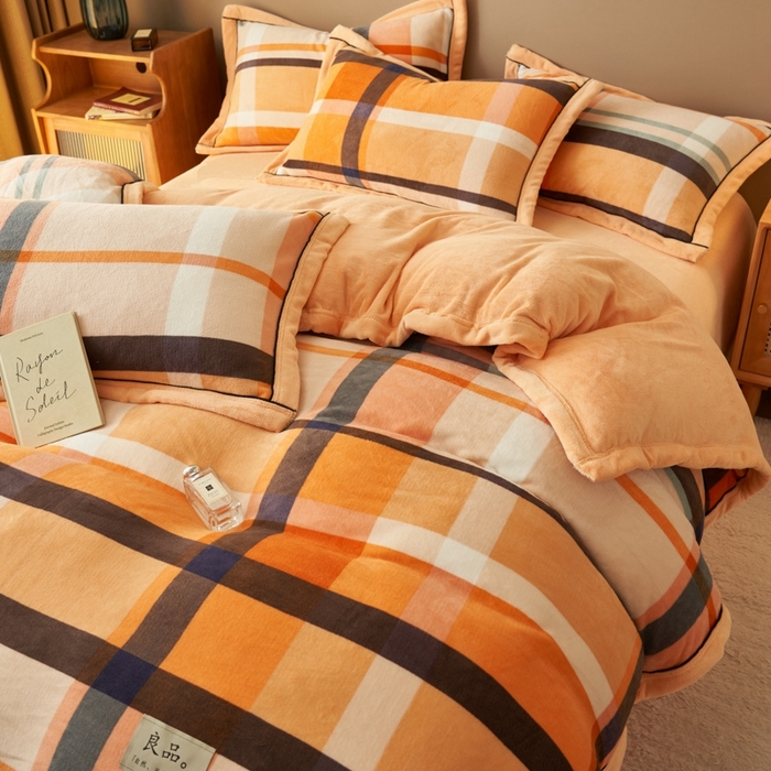 91家纺网 家纺一手货源 找家纺 2024新款无印风牛奶绒宽边可拆洗冬被被子被芯 无印风可拆洗冬被-爱玛格