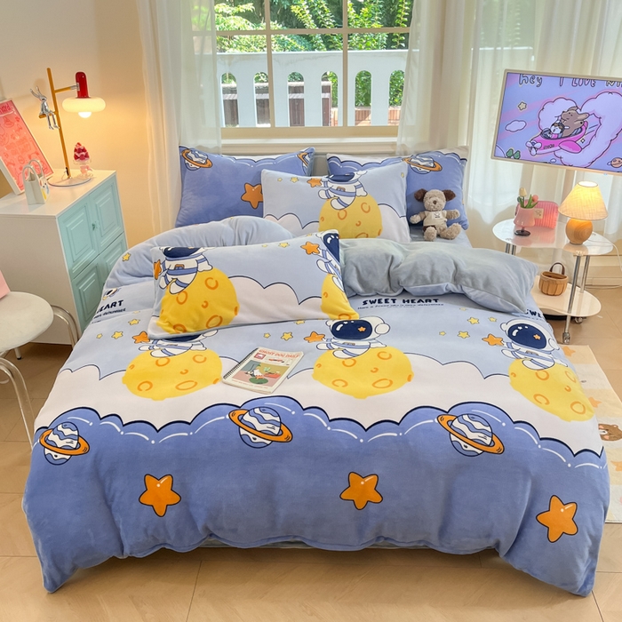 91家纺网 家纺一手货源 找家纺 卡派 2024新款冬季亲肤透气牛奶绒印花四件套 遨游太空