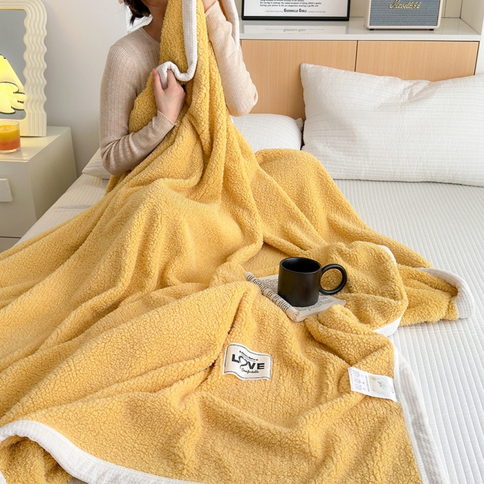 91家纺网 家纺一手货源 找家纺 沐棉 2024新款羊羔绒泰迪绒毛毯 柠檬黄