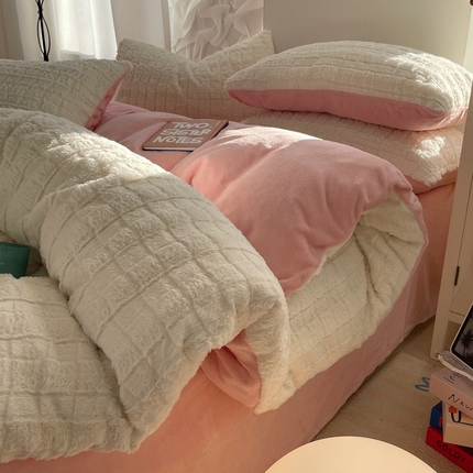 91家纺网 家纺一手货源 找家纺 （总）2024新款全消光兔毛320克牛奶绒A类纯色立体四件套