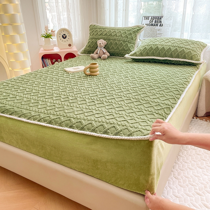91家纺网 家纺一手货源 找家纺 梦舒羽 2025新款220克高克重塔芙绒床笠床垫保护套床单套床盖 茶绿色