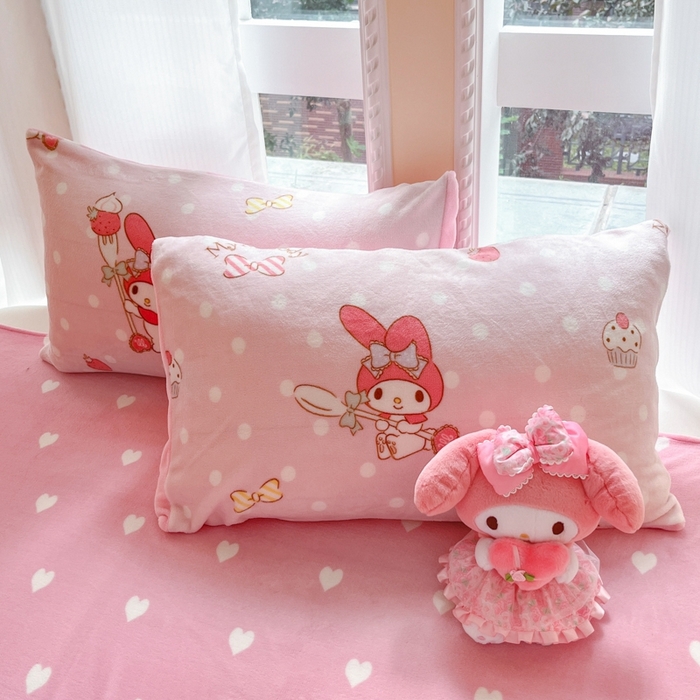 91家纺网 家纺一手货源 找家纺 2024新款三丽鸥牛奶绒小版四件套 牛奶绒小版-奶油美乐蒂