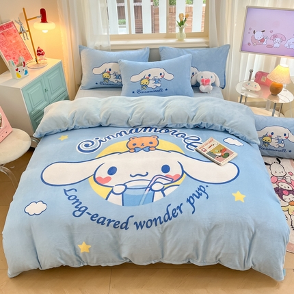 91家纺网 家纺一手货源 找家纺 （总）2024新品正版三丽鸥授权大版卡通平网数码印花加厚高克重牛奶绒系列四件套