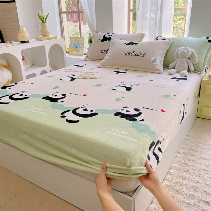 91家纺网 家纺一手货源 找家纺 凯儿家纺  2024新款加厚高克重印花系列单床笠 熊猫宝贝