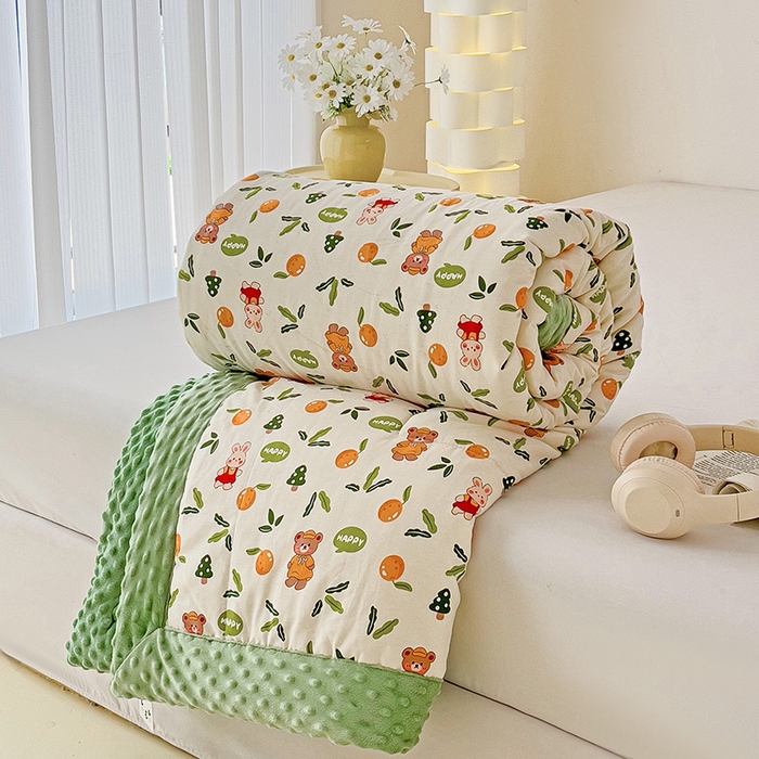 91家纺网 家纺一手货源 找家纺 宜梦家居【需要买家秀请联系老板】 2025新款A类纯棉婴儿绒豆豆被四季夏凉春秋被子冬被芯 熊熊橘子