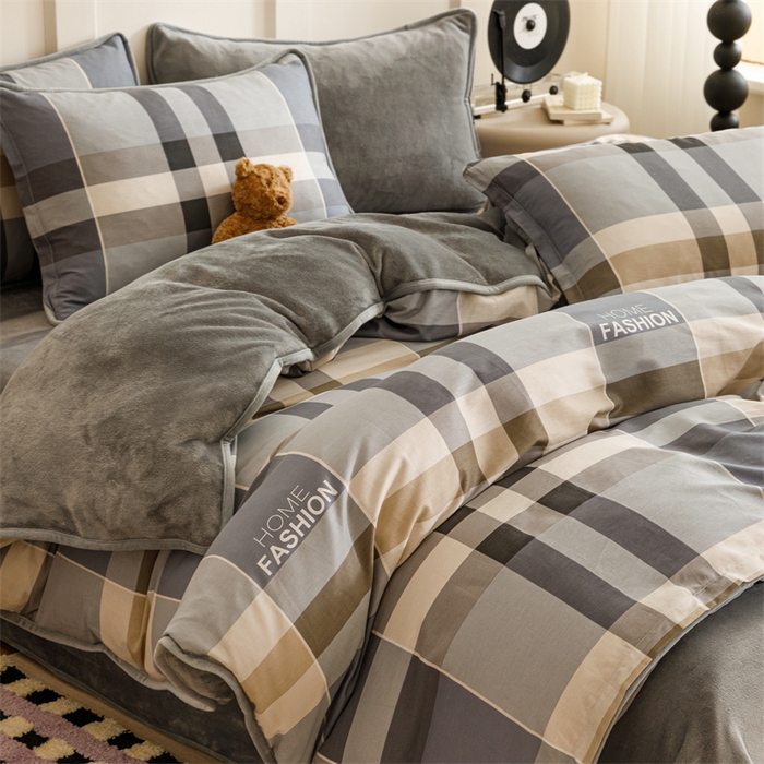 91家纺网 家纺一手货源 找家纺 红粉佳人 2025新款棉加绒印花四件套 格丽斯