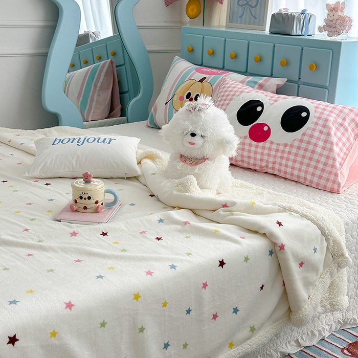 91家纺网 家纺一手货源 找家纺 昔可家纺 2024新款羊羔绒牛奶绒毛毯系列（三）-ins小清新系列 彩色小星星