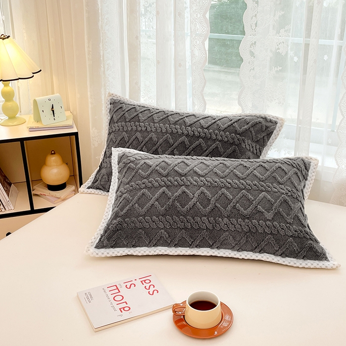 91家纺网 家纺一手货源 找家纺 梦舒羽  2025新款220克高克重塔芙绒枕套枕芯套宿舍枕头套单人一对装 至尊灰