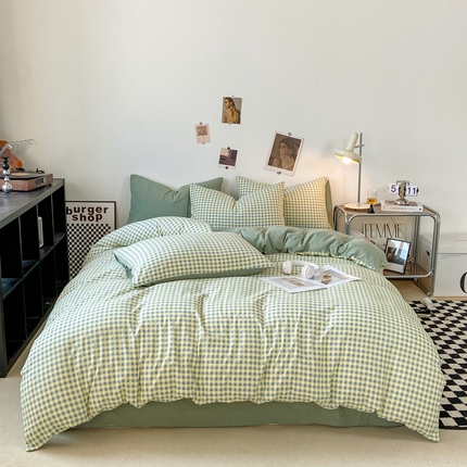 91家纺网 家纺一手货源 找家纺 悦织湾家纺 2025新款日式简约格子水洗棉四件套 布丁绿