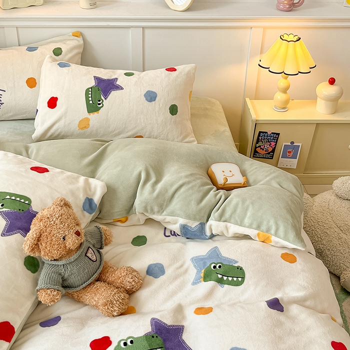 91家纺网 家纺一手货源 找家纺 2024新款200g加厚防静电牛奶绒小清新四件套 绒-鳄鱼宝宝