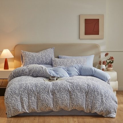 91家纺网 家纺一手货源 找家纺 （总）三朵家纺 2024新款立体浮雕保暖加厚四件套