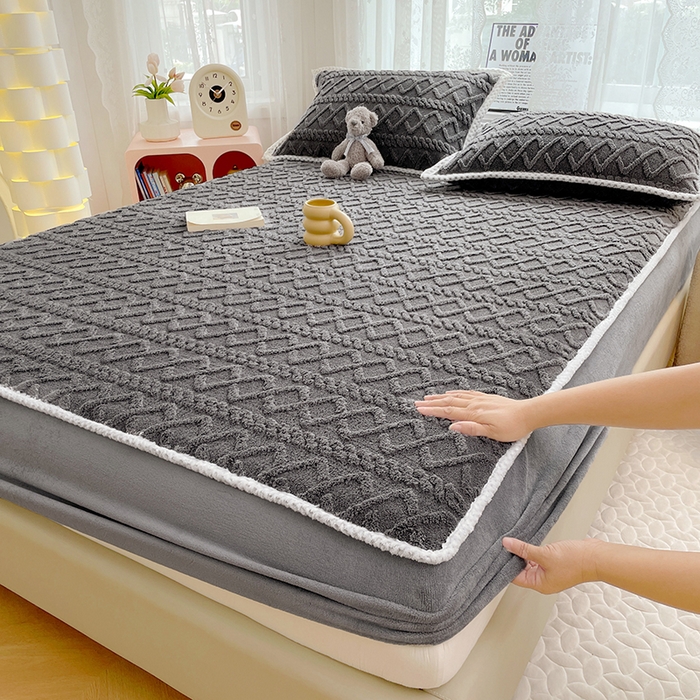 91家纺网 家纺一手货源 找家纺 梦舒羽 2025新款220克高克重塔芙绒床笠床垫保护套床单套床盖 至尊灰