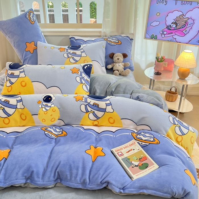 91家纺网 家纺一手货源 找家纺 卡派 2024新款冬季亲肤透气牛奶绒印花四件套 遨游太空