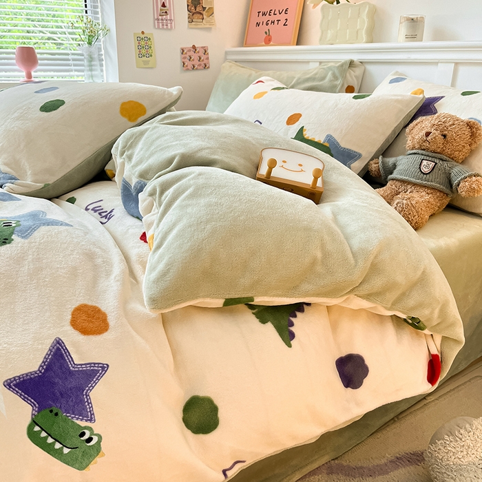 91家纺网 家纺一手货源 找家纺 2024新款200g加厚防静电牛奶绒小清新四件套 绒-鳄鱼宝宝