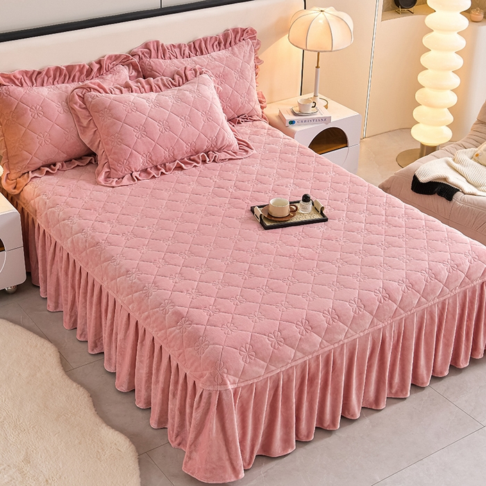 91家纺网 家纺一手货源 找家纺 馨梦缘 2025新款亲肤舒适纯色高克重牛奶绒单床盖 单床盖-粉