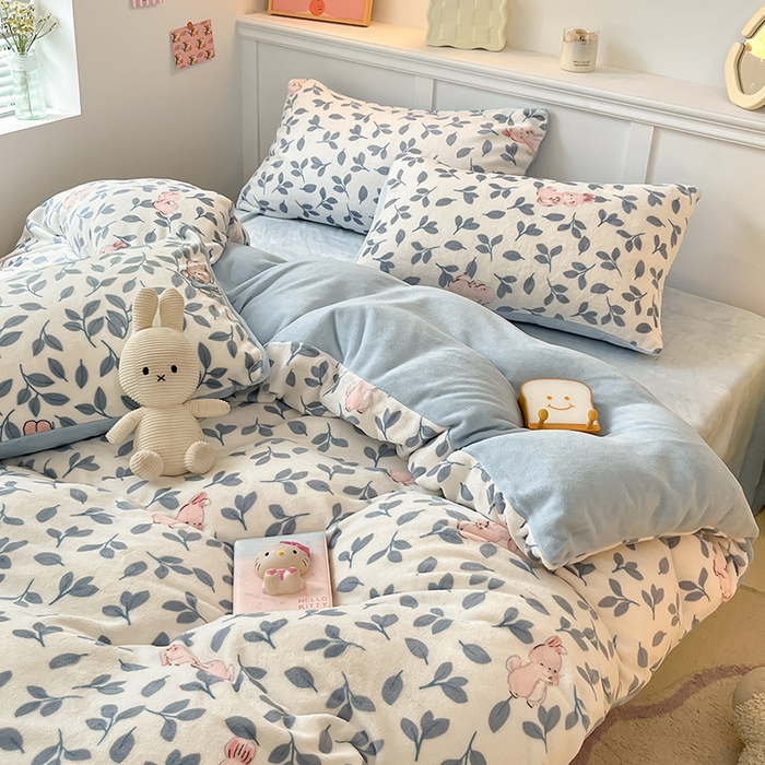 91家纺网 家纺一手货源 找家纺 2024新款200g加厚防静电牛奶绒小清新四件套 绒-萌萌兔