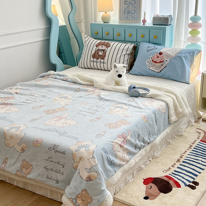 91家纺网 家纺一手货源 找家纺 昔可家纺 2024新款羊羔绒牛奶绒毛毯系列（三）-卡通系列 小熊礼物