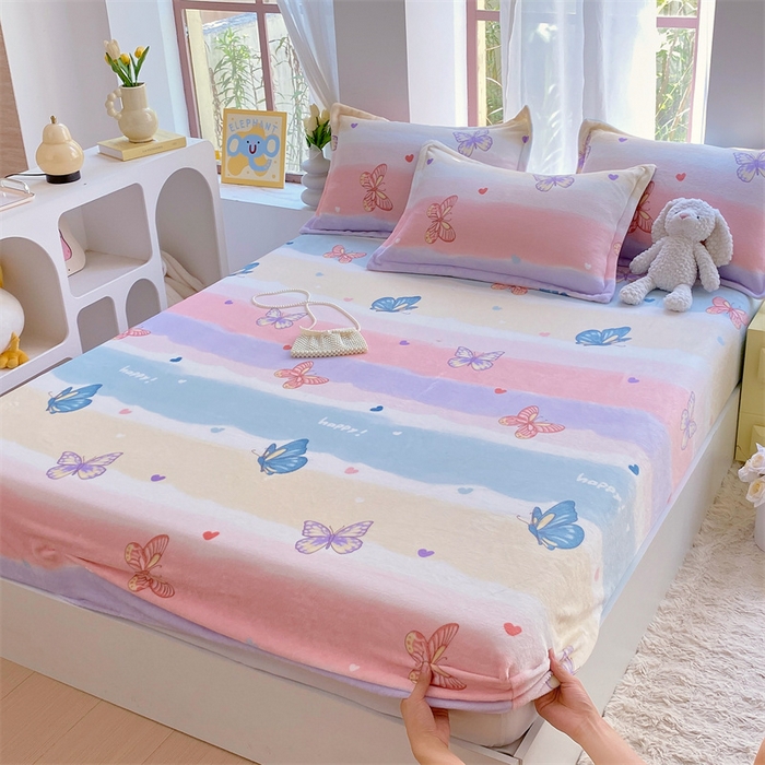 91家纺网 家纺一手货源 找家纺 凯儿家纺  2024新款加厚高克重印花系列单床笠 蝴蝶花谷