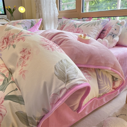 91家纺网 家纺一手货源 找家纺 (总）红粉佳人 2025新款棉加绒印花四件套