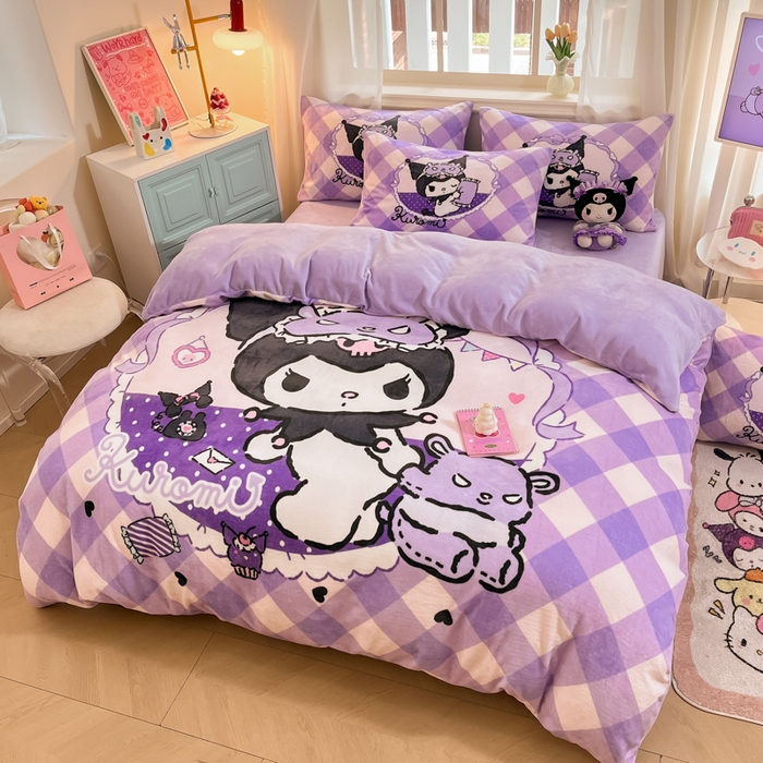 91家纺网 家纺一手货源 找家纺 2024新品正版三丽鸥授权大版卡通平网数码印花加厚高克重牛奶绒系列四件套 绒大版-R糖果库洛米