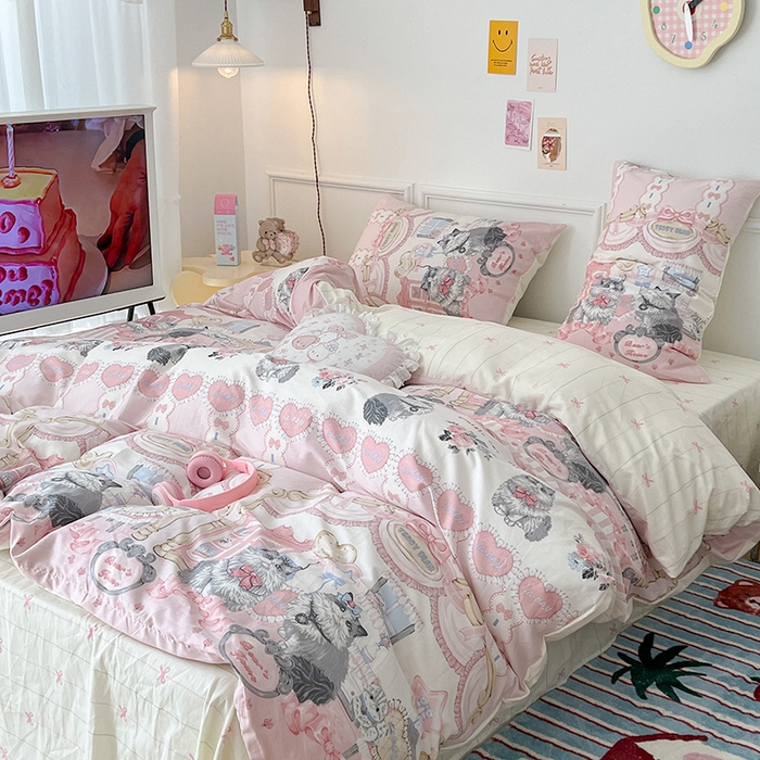 91家纺网 家纺一手货源 找家纺 昔可 2024新款13070全棉四件套系列（第三批） 猫咪的梳妆室